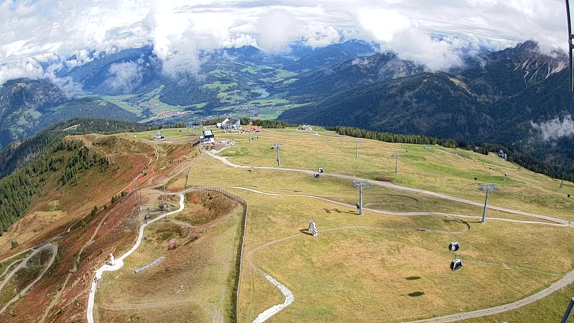 Kronplatz peak | view to Valdaora – Olang