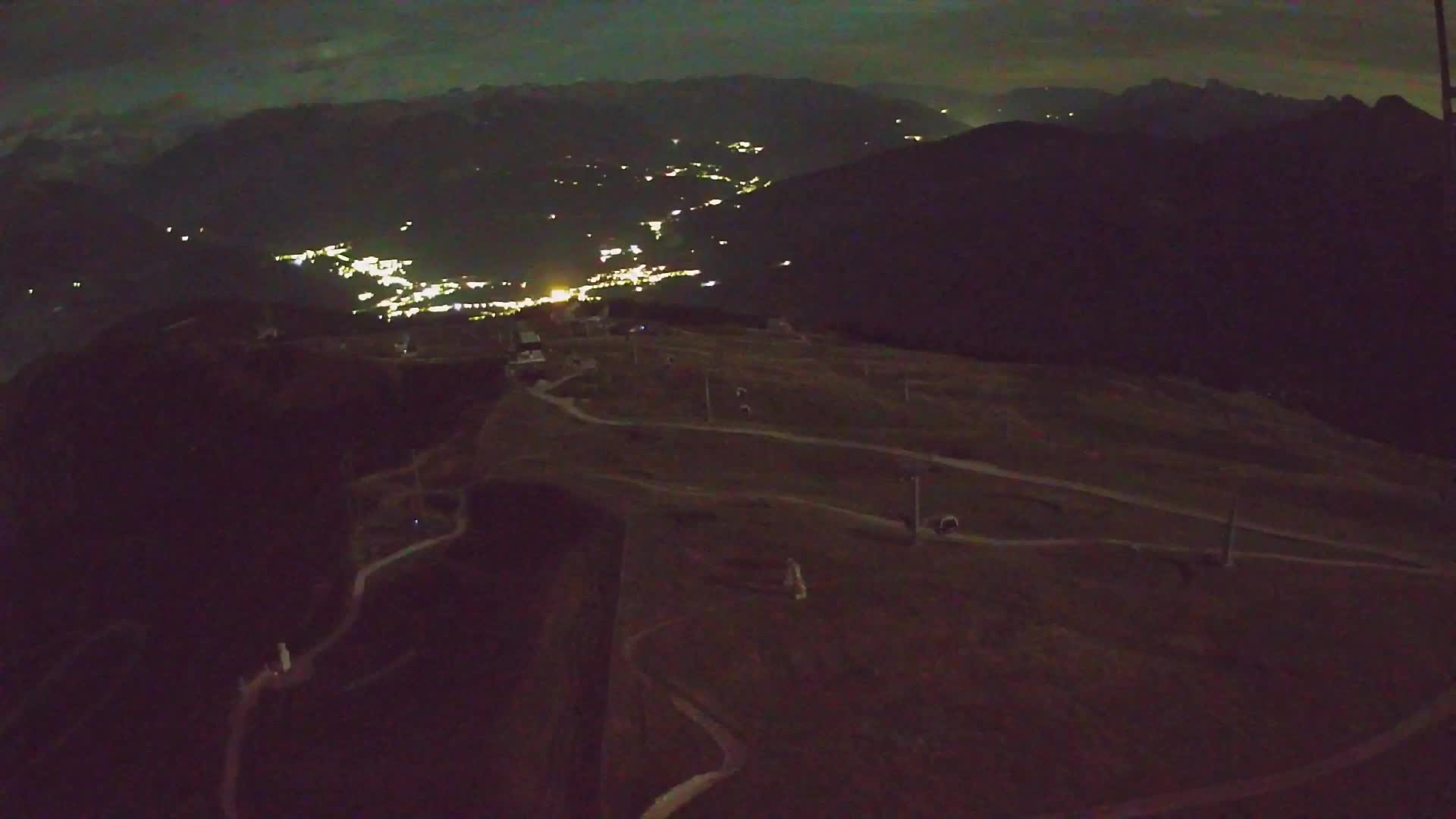 Kronplatz peak | view to Valdaora – Olang