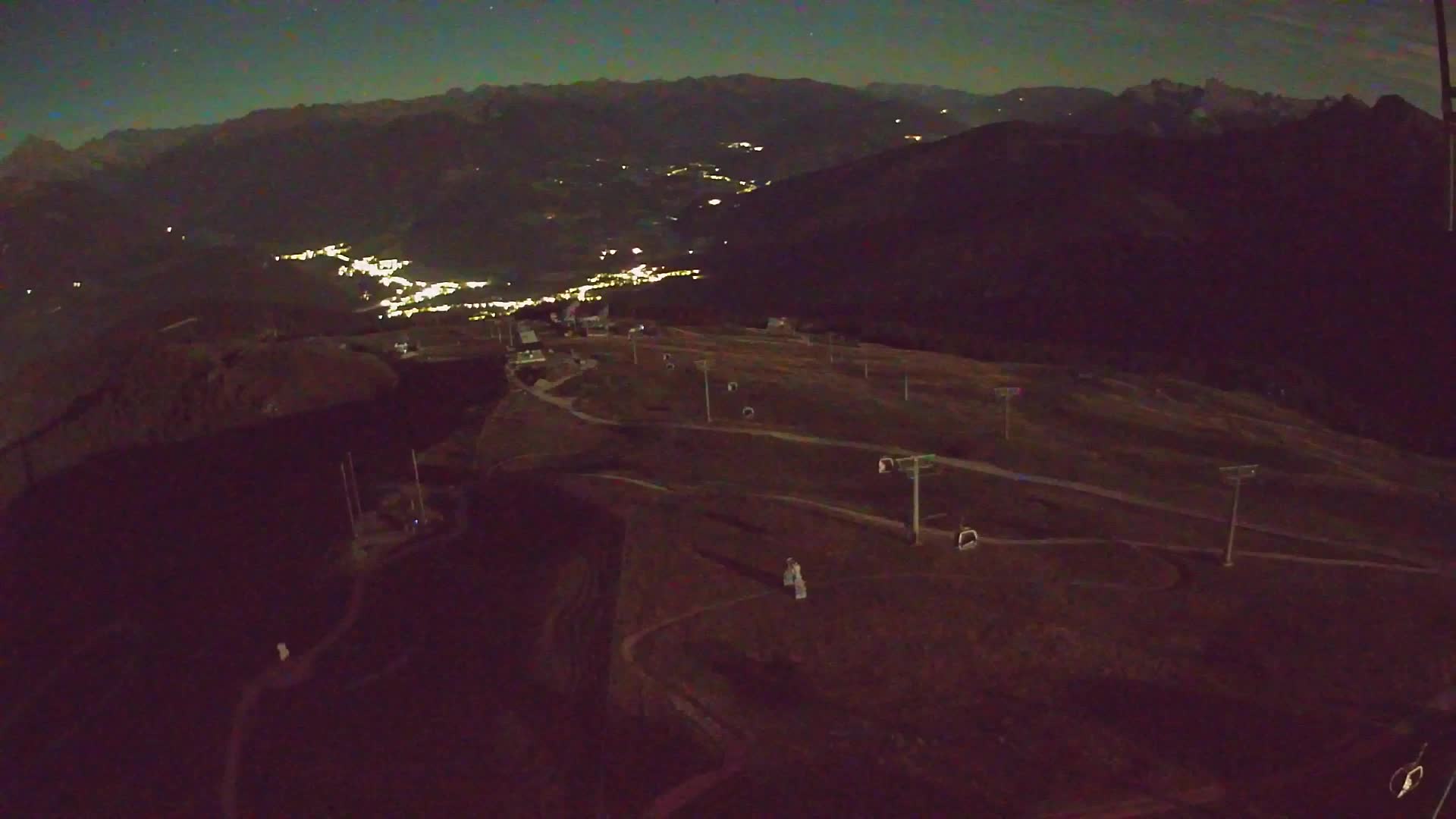 Kronplatz peak | view to Valdaora – Olang