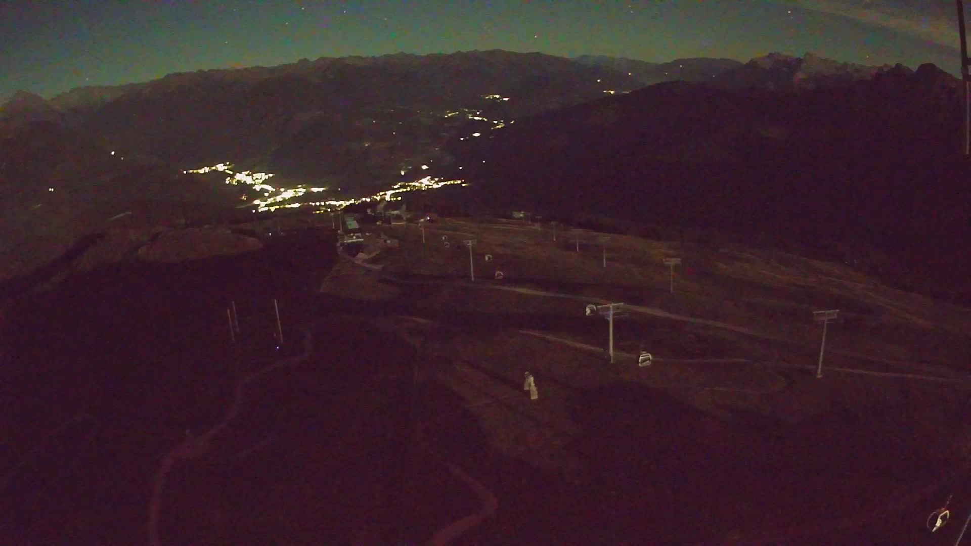 Kronplatz peak | view to Valdaora – Olang
