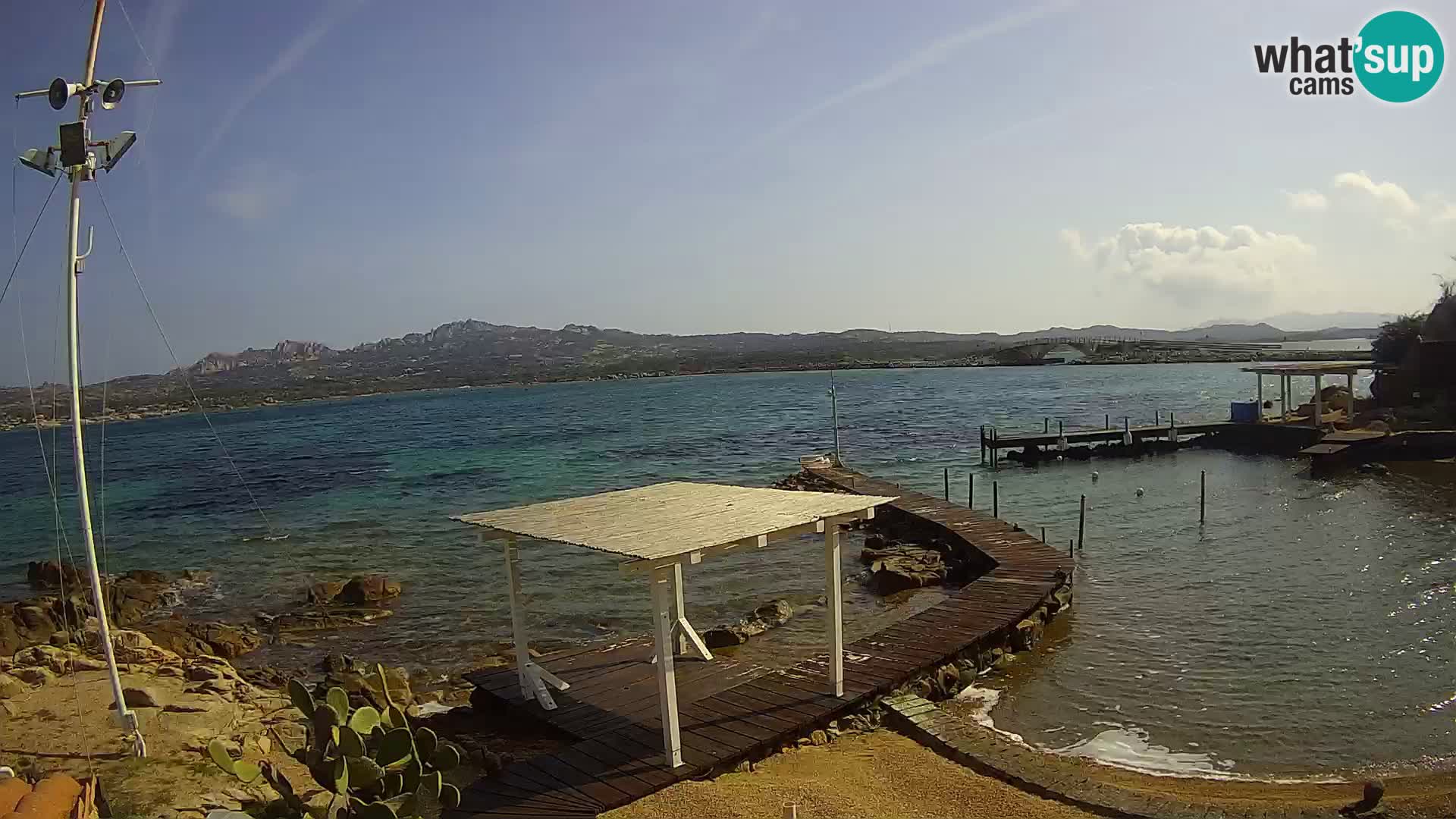 Spletna kamera v živo Ponte Caprera – La Maddalena – Sardinija – Italija