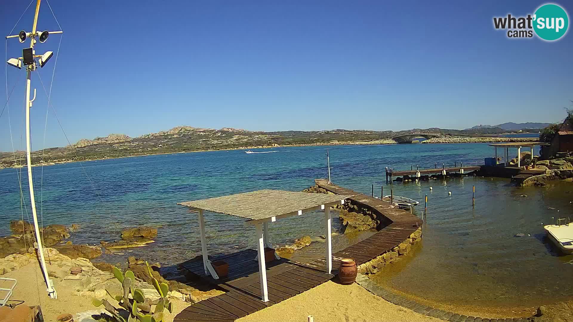Web kamera uživo Ponte Caprera – La Maddalena – Sardinija – Italija
