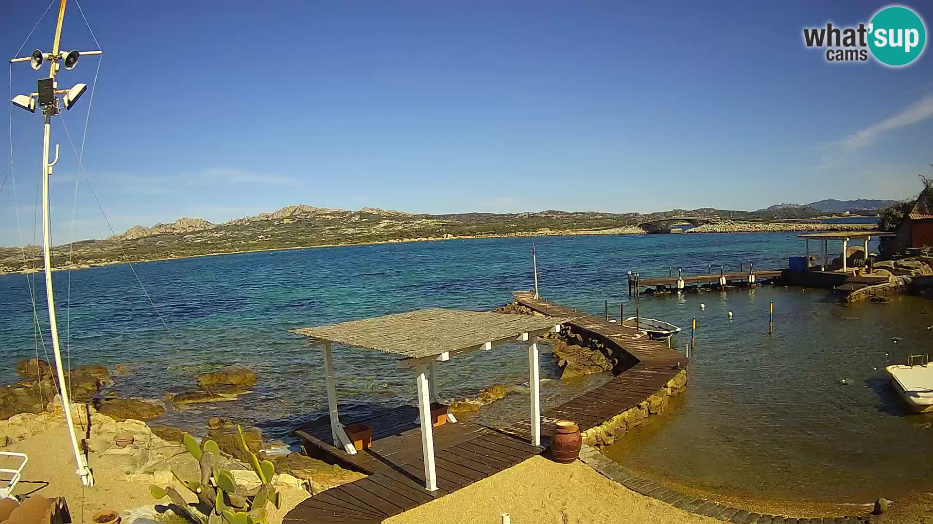 Web kamera uživo Ponte Caprera – La Maddalena – Sardinija – Italija