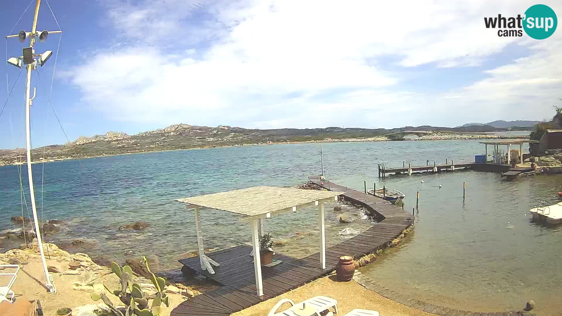 Spletna kamera v živo Ponte Caprera – La Maddalena – Sardinija – Italija
