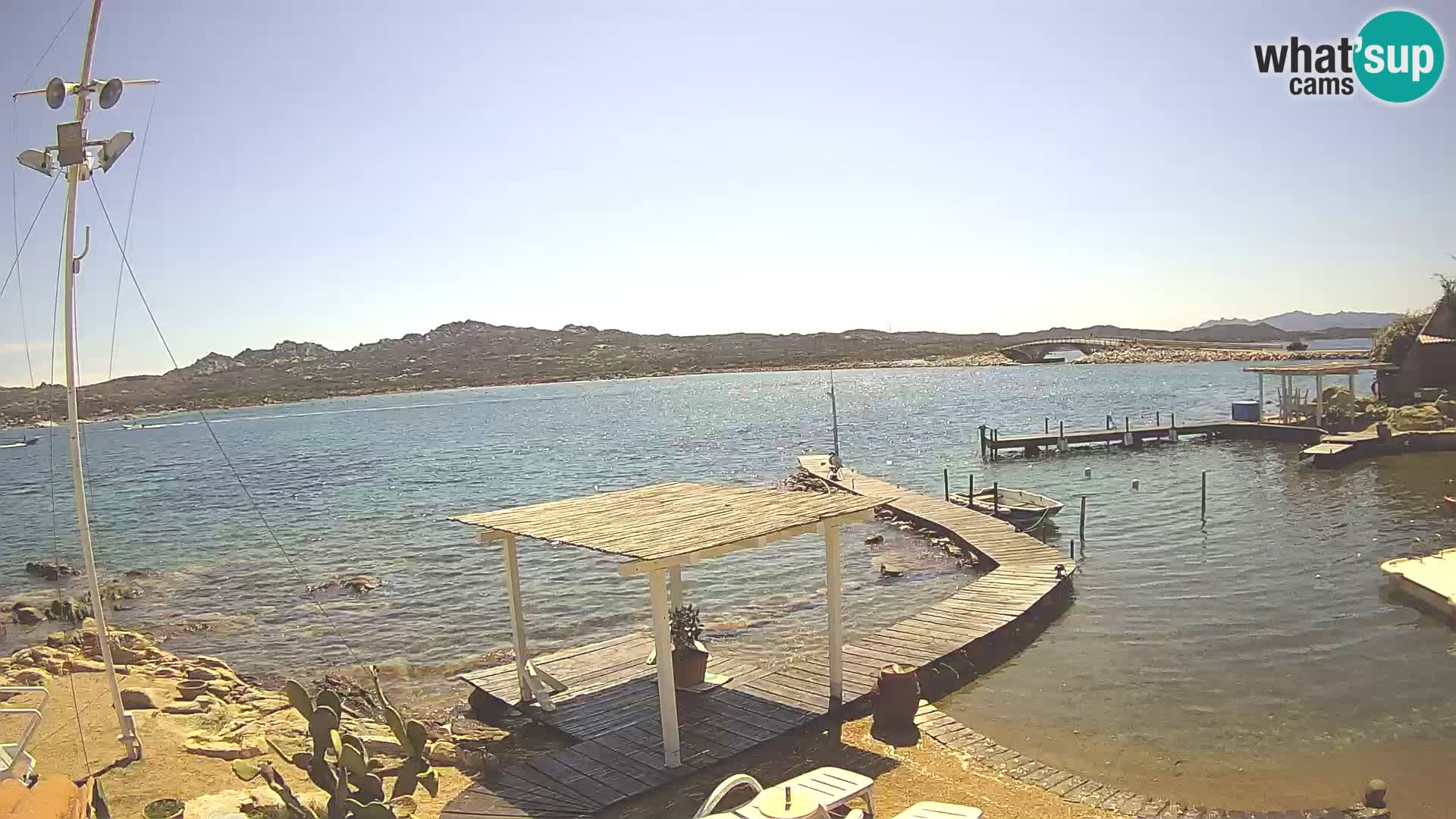 Web kamera uživo Ponte Caprera – La Maddalena – Sardinija – Italija