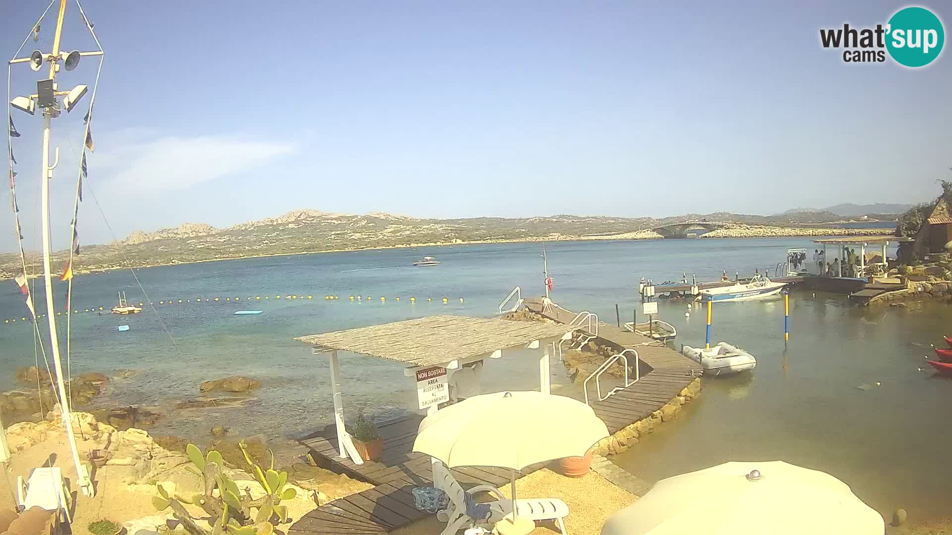 Spletna kamera v živo Ponte Caprera – La Maddalena – Sardinija – Italija