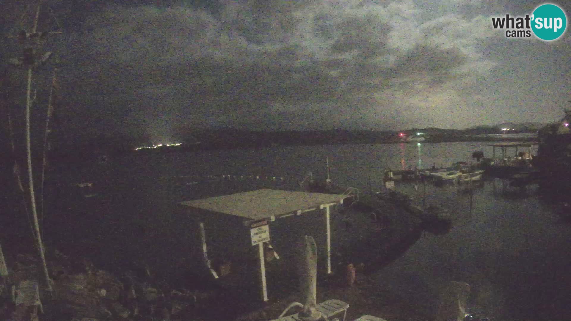 Spletna kamera v živo Ponte Caprera – La Maddalena – Sardinija – Italija
