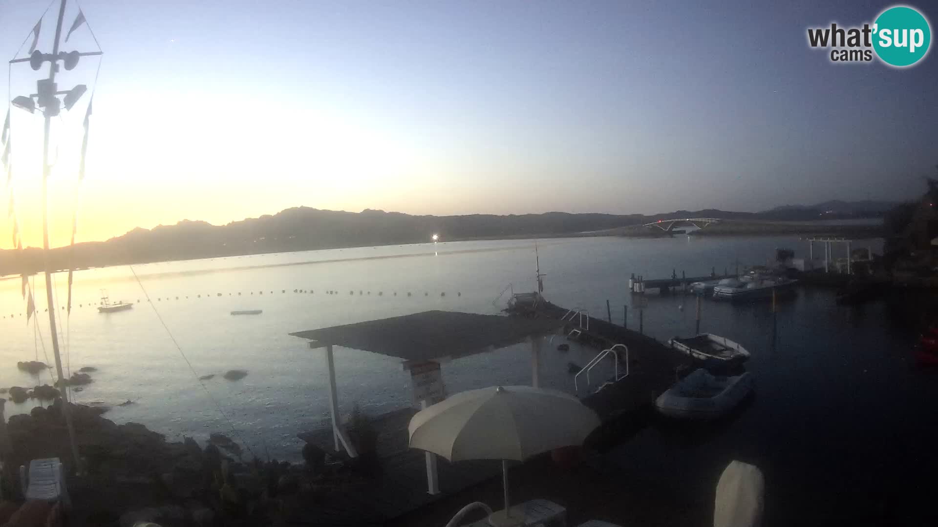 Web kamera uživo Ponte Caprera – La Maddalena – Sardinija – Italija