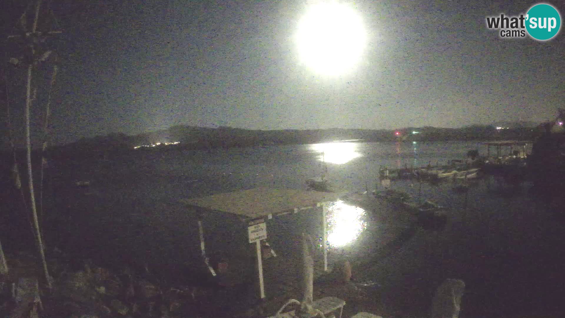 Spletna kamera v živo Ponte Caprera – La Maddalena – Sardinija – Italija