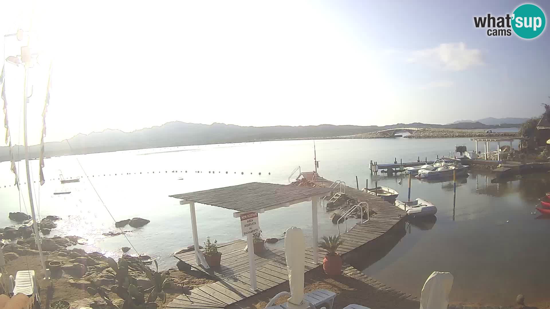 Spletna kamera v živo Ponte Caprera – La Maddalena – Sardinija – Italija