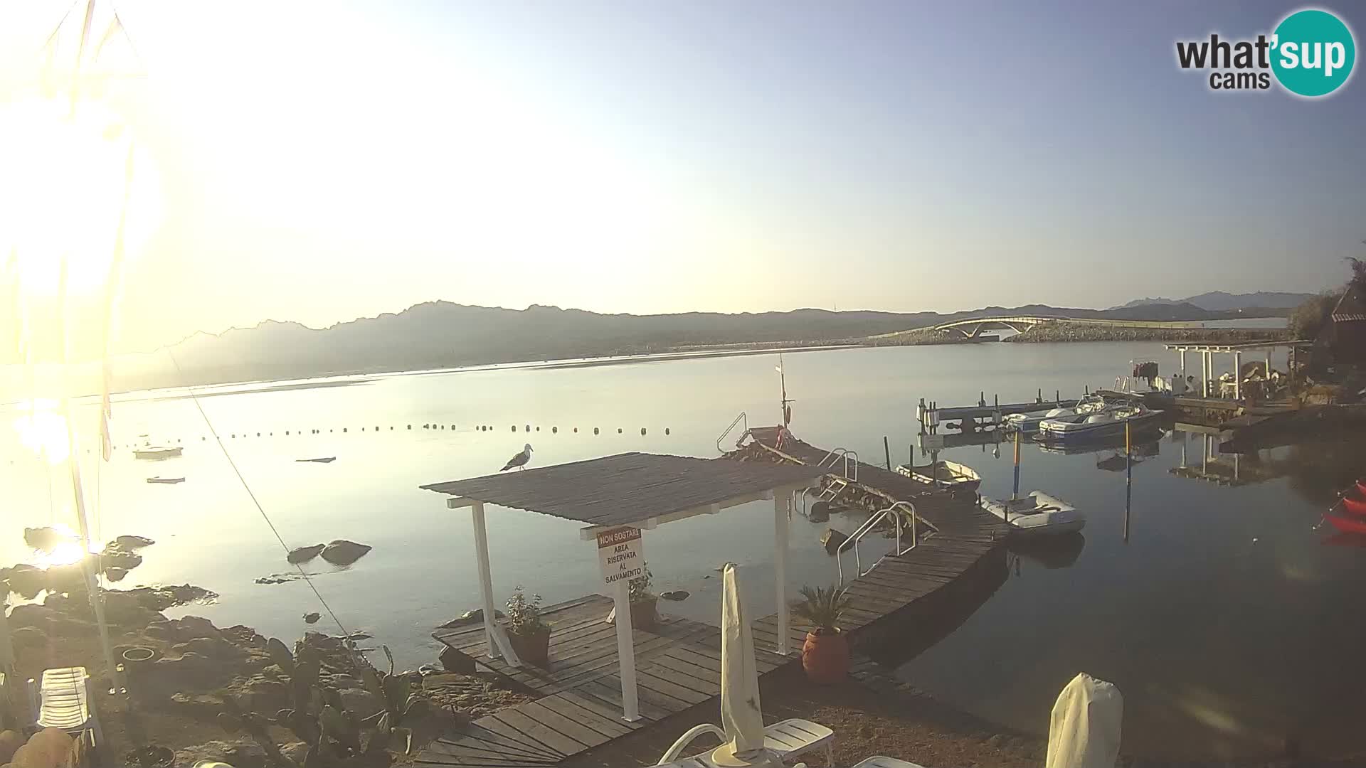 Spletna kamera v živo Ponte Caprera – La Maddalena – Sardinija – Italija