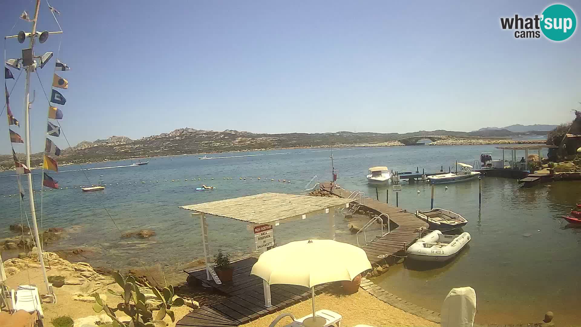 Web kamera uživo Ponte Caprera – La Maddalena – Sardinija – Italija