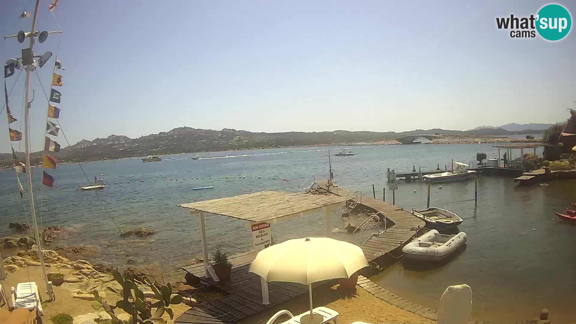 Spletna kamera v živo Ponte Caprera – La Maddalena – Sardinija – Italija