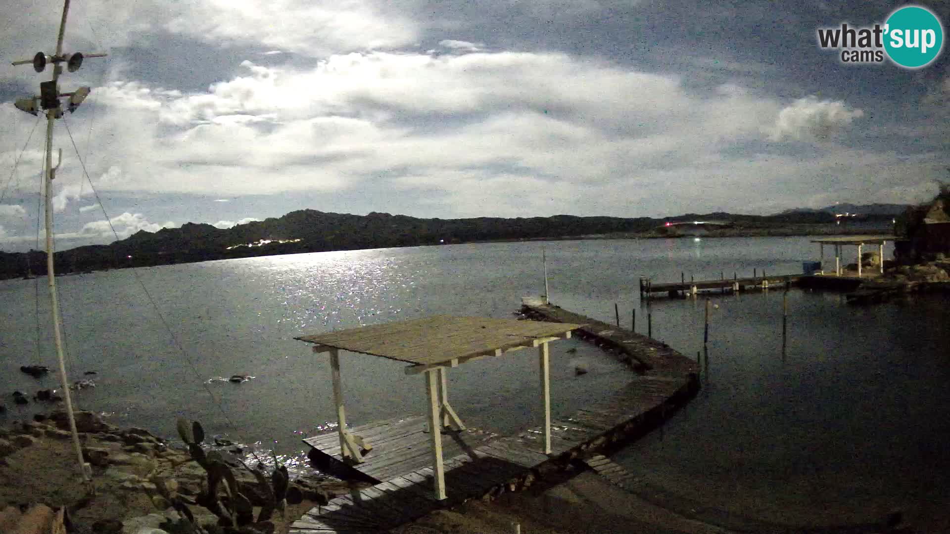 Web kamera uživo Ponte Caprera – La Maddalena – Sardinija – Italija