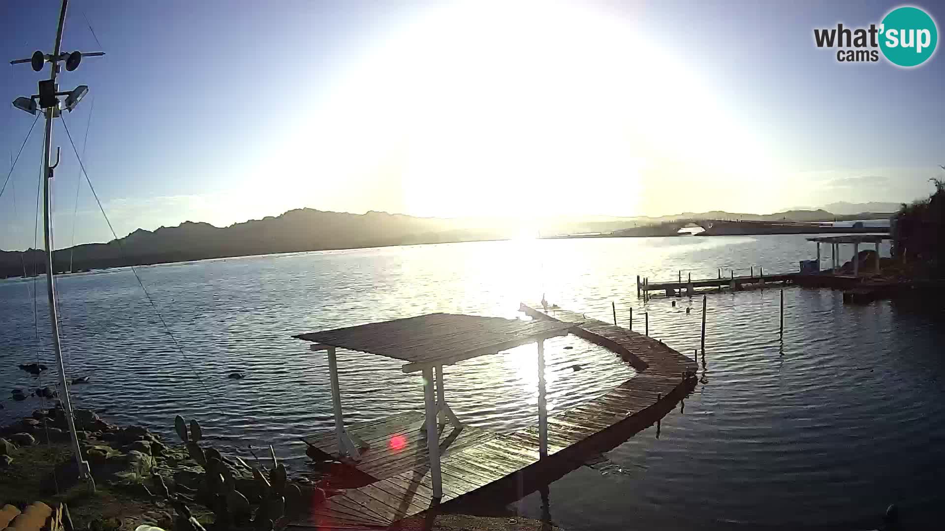 Web kamera uživo Ponte Caprera – La Maddalena – Sardinija – Italija