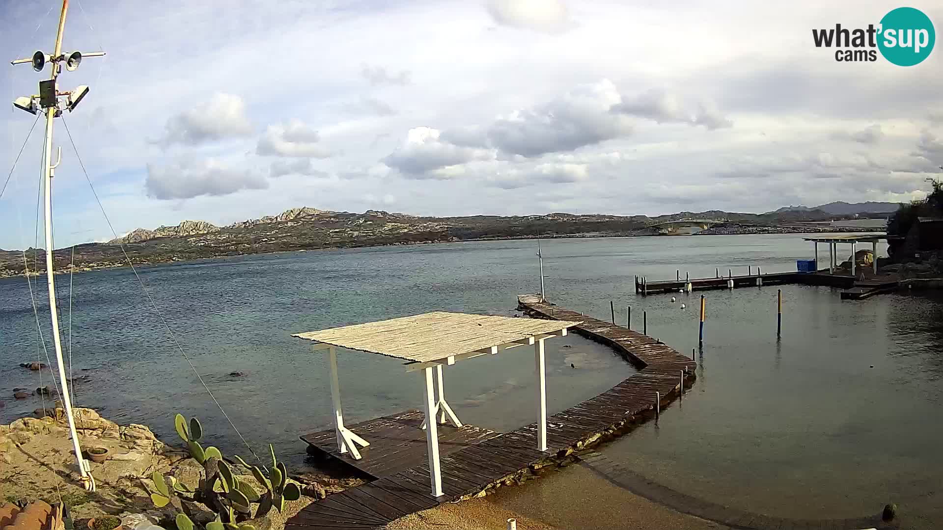 Web kamera uživo Ponte Caprera – La Maddalena – Sardinija – Italija