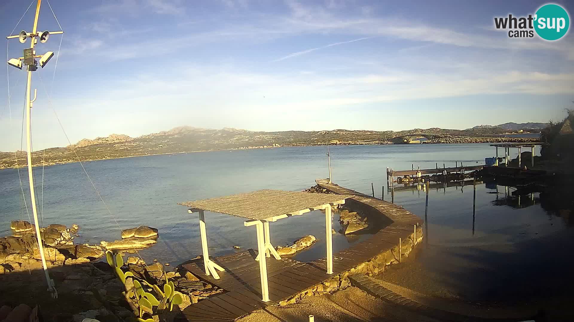 Web kamera uživo Ponte Caprera – La Maddalena – Sardinija – Italija