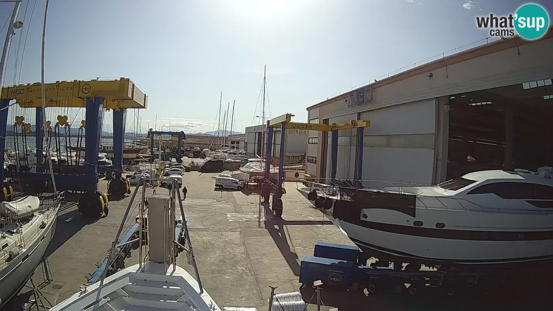 The boat Lo Squalo IV – live webcam arcipelago La Maddalena – Sardinia – Italy