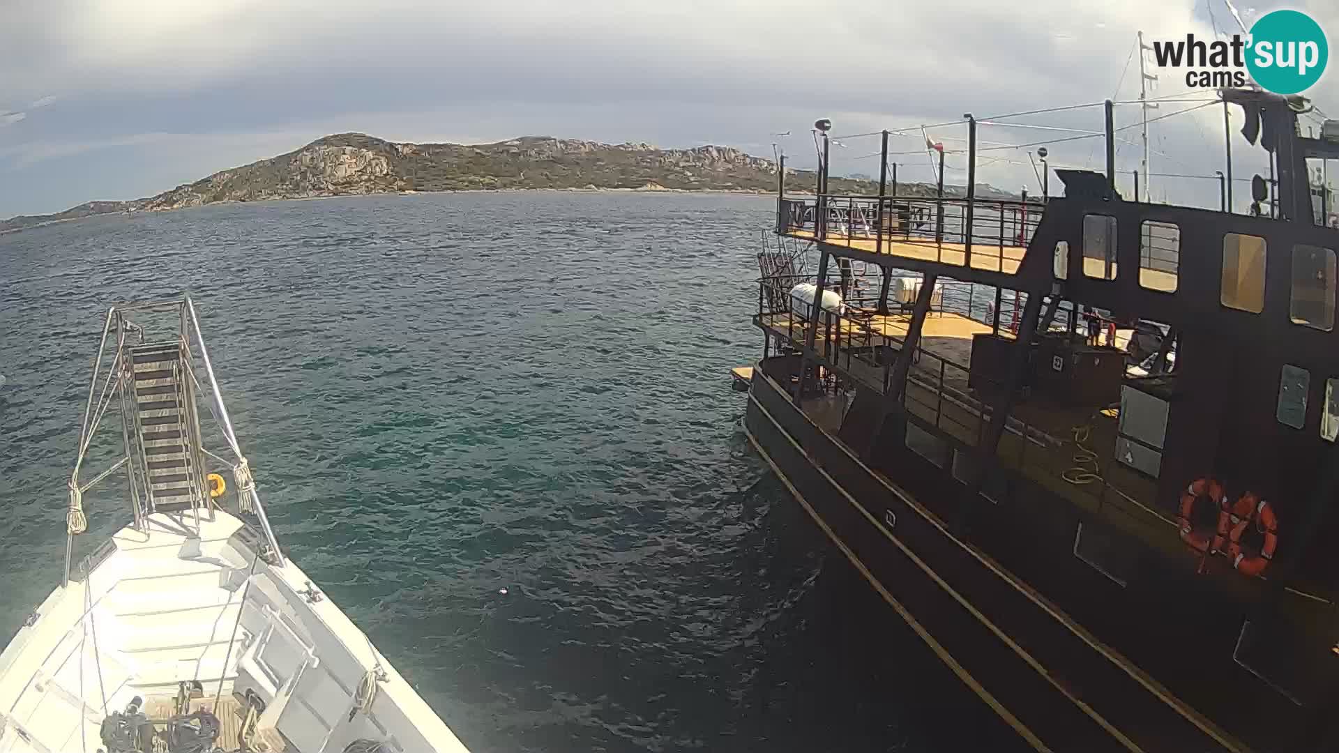 The boat Lo Squalo IV – live webcam arcipelago La Maddalena – Sardinia – Italy