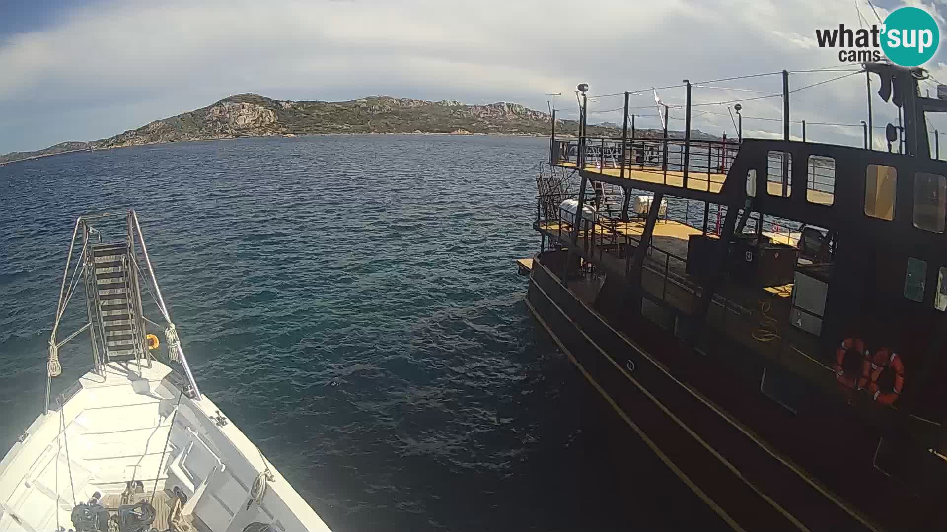 Brod Lo Squalo IV – arhipelag web kamere uživo La Maddalena – Sardinija – Italija