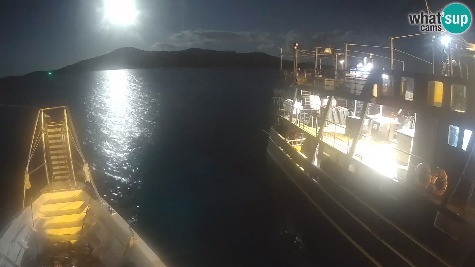 Le bateau Lo Squalo IV – webcam en direct arcipelago La Maddalena – Sardaigne – Italie