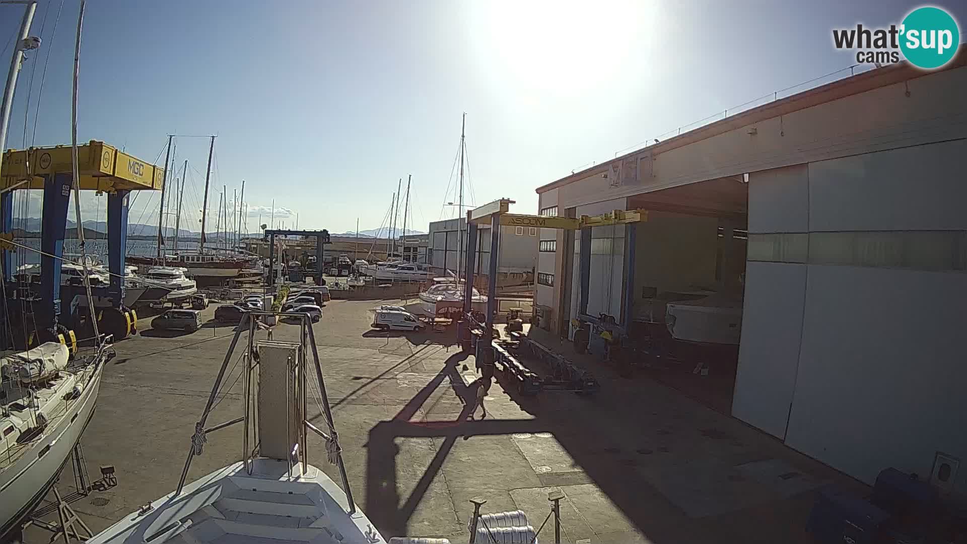 El barco Lo Squalo IV – webcam en directo archipiélago La Maddalena – Cerdeña – Italia