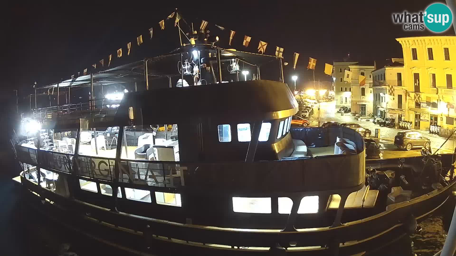 El barco Lo Squalo IV – webcam en directo archipiélago La Maddalena – Cerdeña – Italia