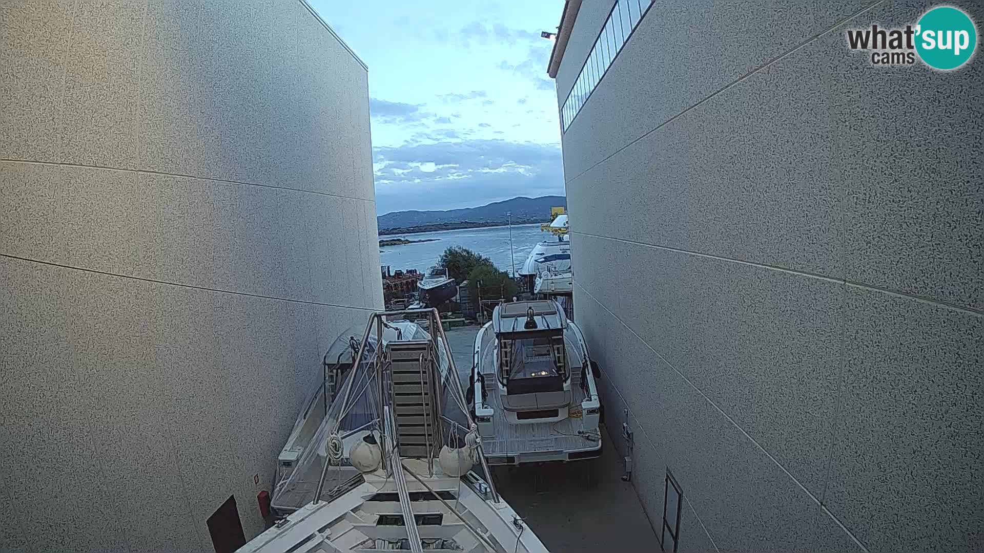 El barco Lo Squalo IV – webcam en directo archipiélago La Maddalena – Cerdeña – Italia