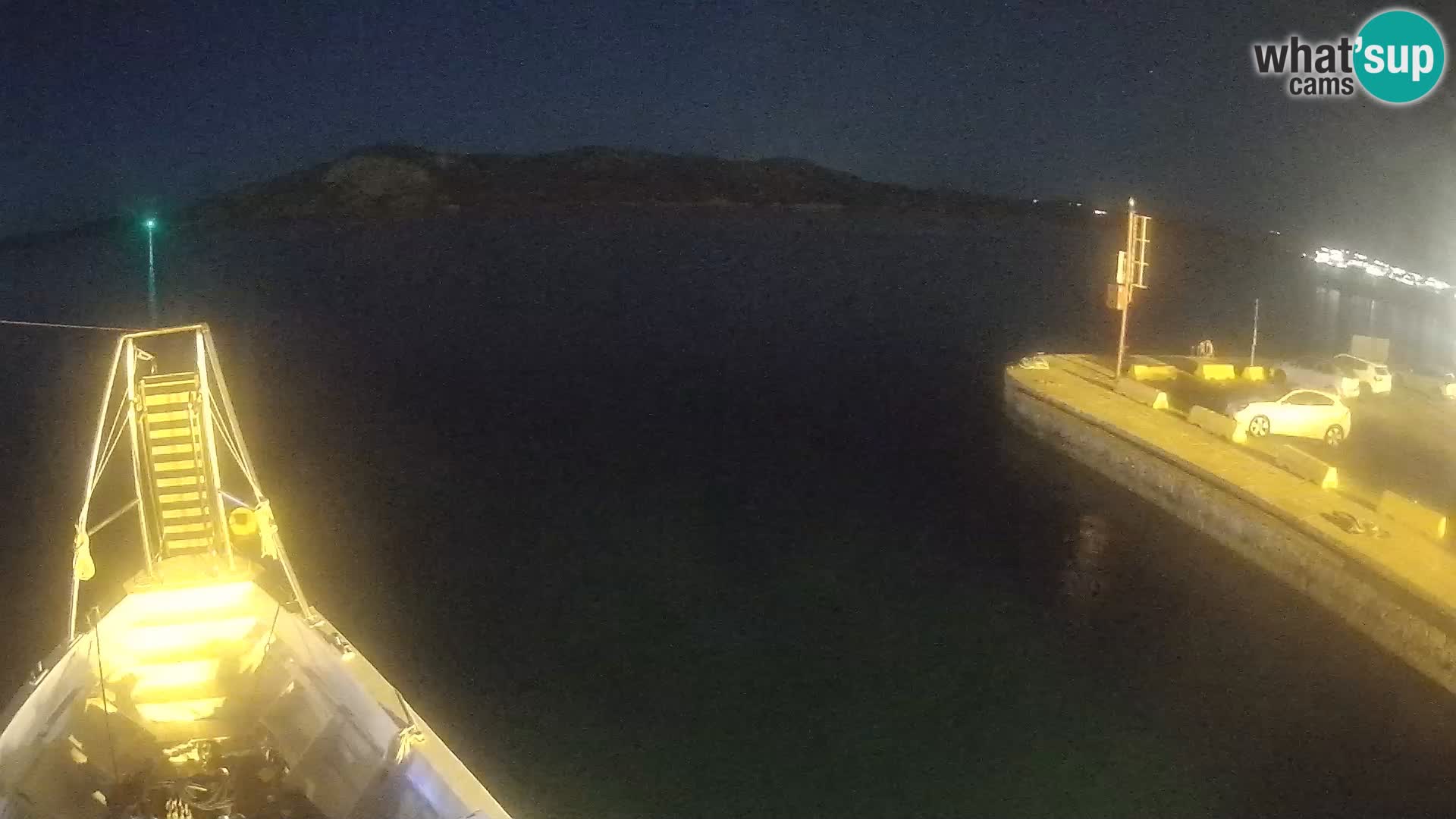 Čoln Lo Squalo IV – arhipelag spletna kamera La Maddalena – Sardinija – Italija