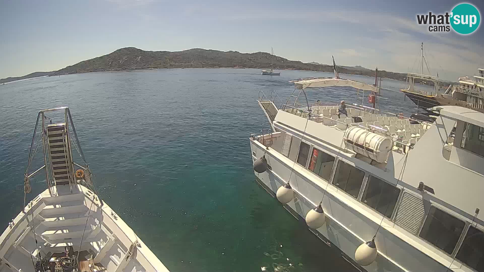 Le bateau Lo Squalo IV – webcam en direct arcipelago La Maddalena – Sardaigne – Italie