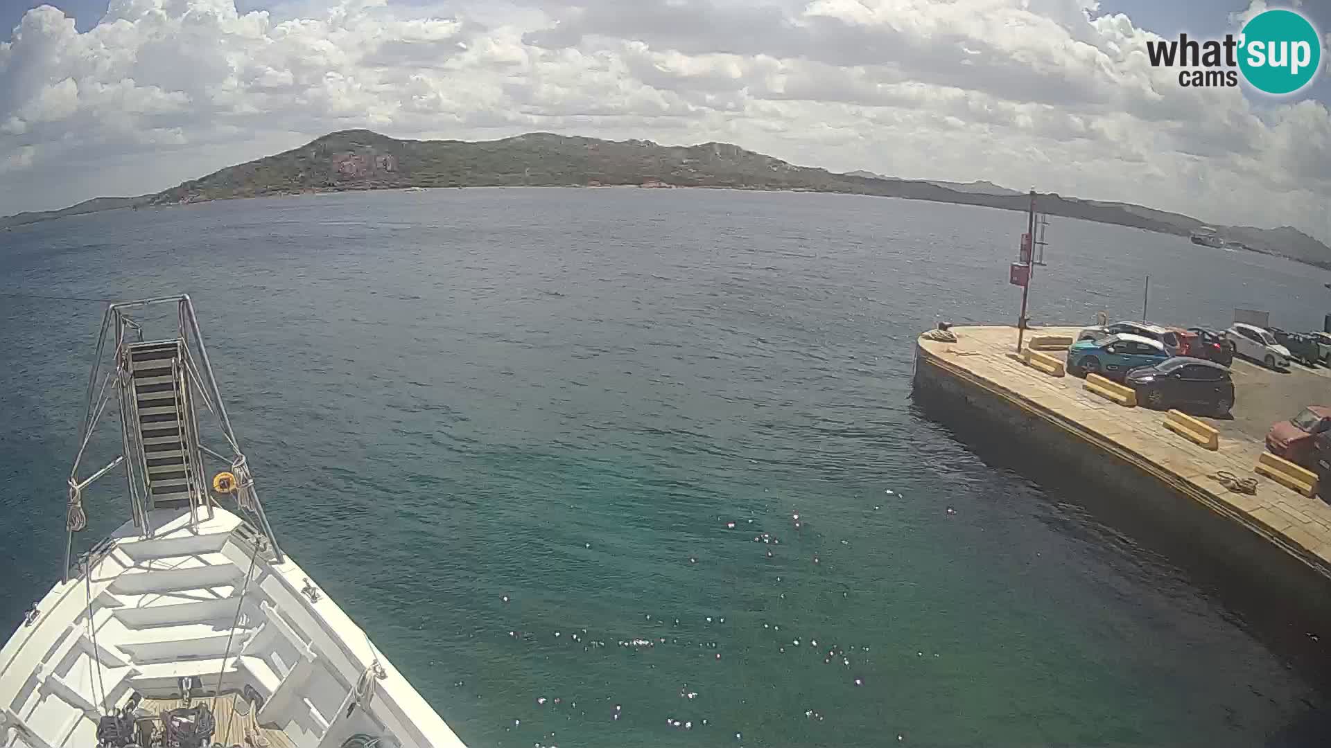 Čoln Lo Squalo IV – arhipelag spletna kamera La Maddalena – Sardinija – Italija