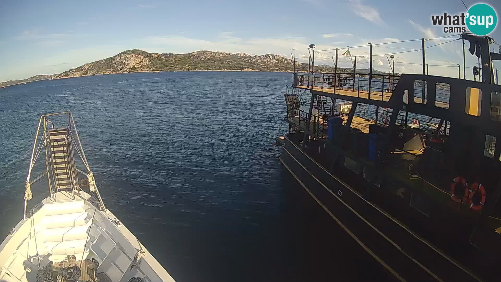 Brod Lo Squalo IV – arhipelag web kamere uživo La Maddalena – Sardinija – Italija