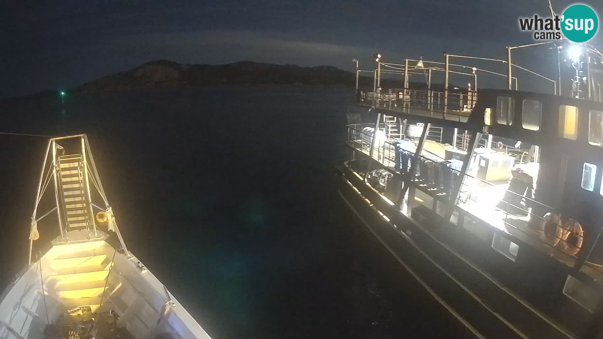 The boat Lo Squalo IV – live webcam arcipelago La Maddalena – Sardinia – Italy