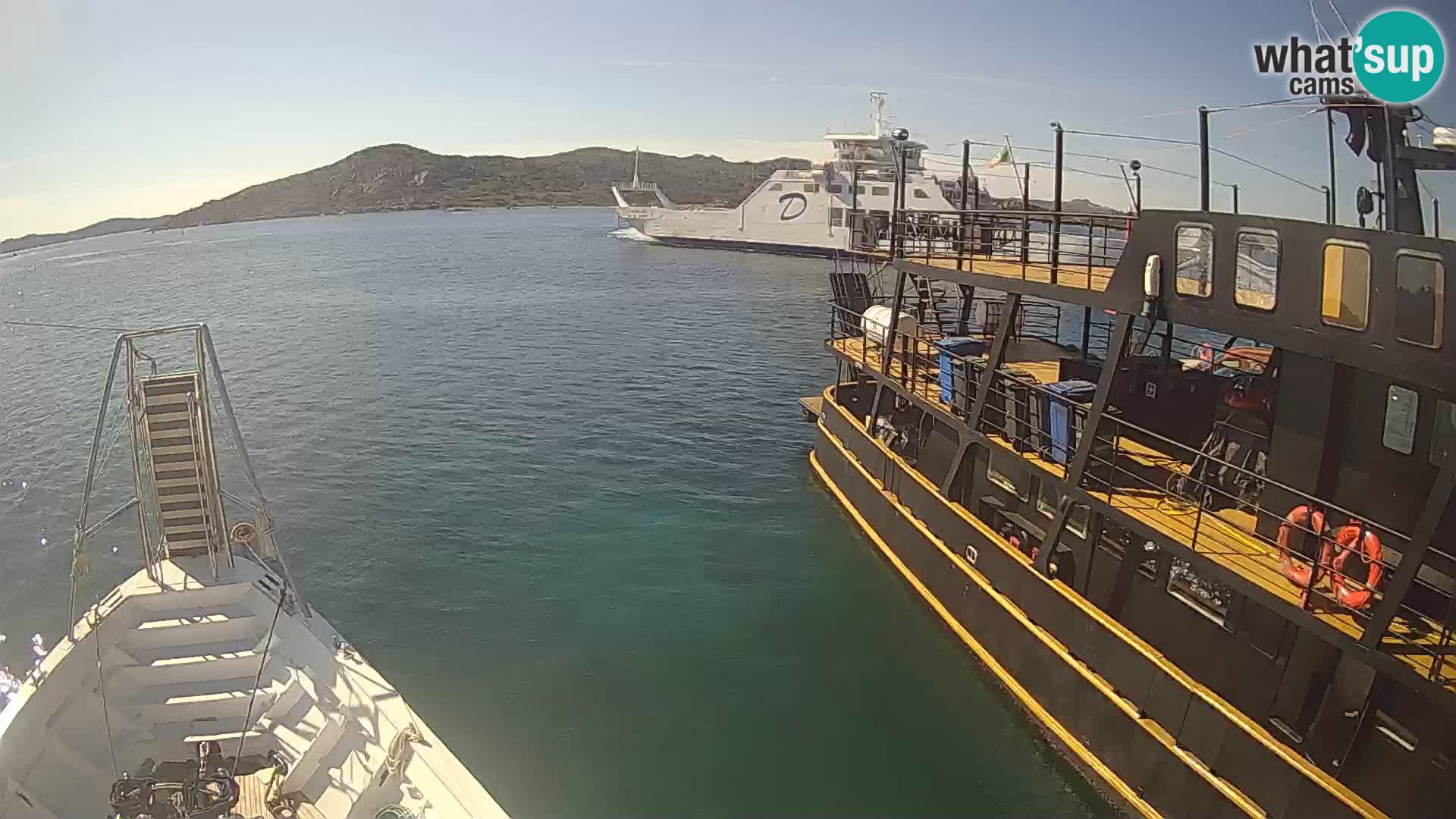 Le bateau Lo Squalo IV – webcam en direct arcipelago La Maddalena – Sardaigne – Italie
