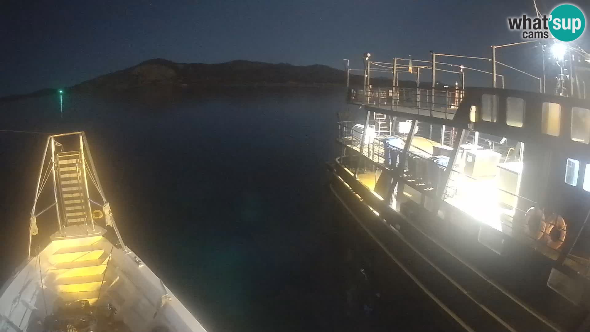 Brod Lo Squalo IV – arhipelag web kamere uživo La Maddalena – Sardinija – Italija