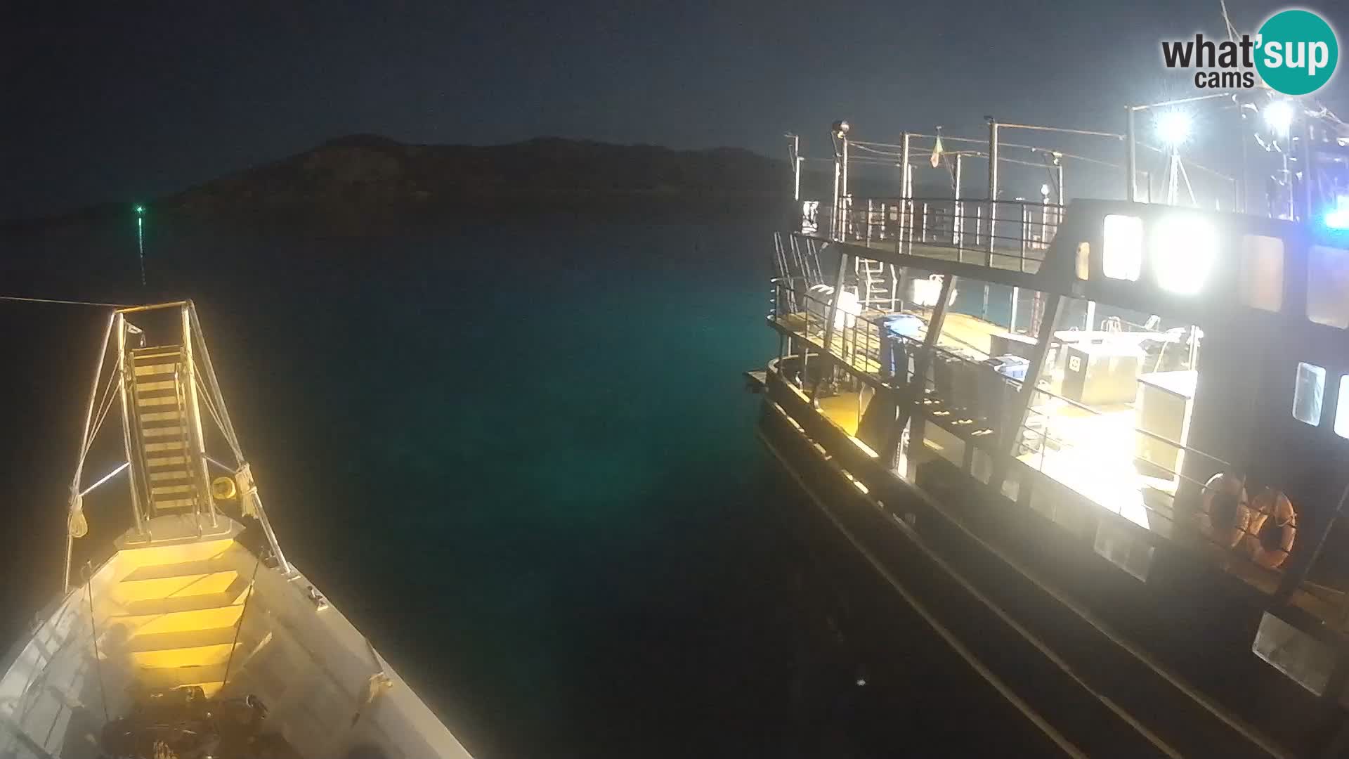 Das Boot Lo Squalo IV – Live Webcam Archipel La Maddalena – Sardinien – Italien