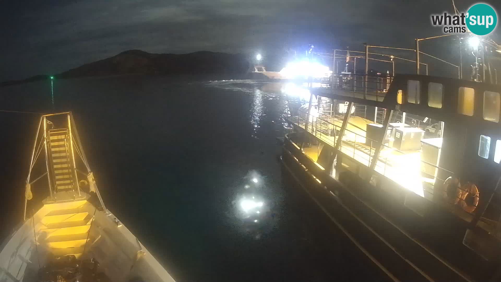 El barco Lo Squalo IV – webcam en directo archipiélago La Maddalena – Cerdeña – Italia