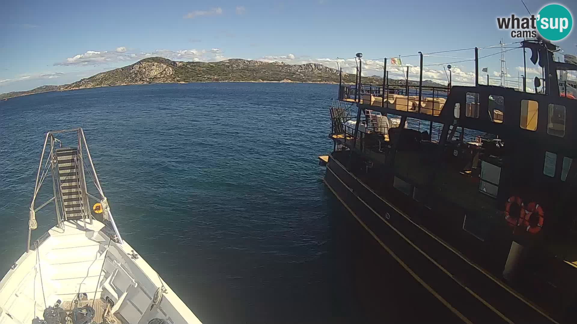 The boat Lo Squalo IV – live webcam arcipelago La Maddalena – Sardinia – Italy