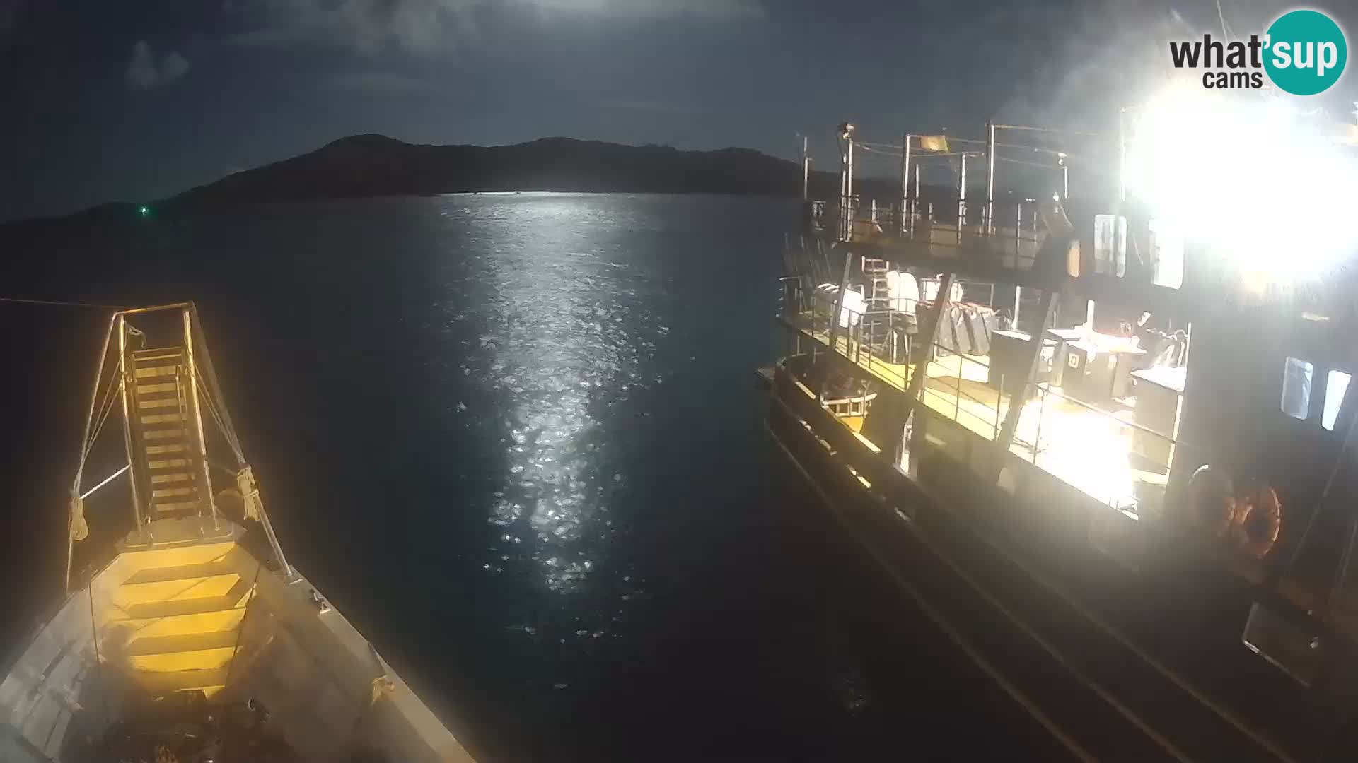 El barco Lo Squalo IV – webcam en directo archipiélago La Maddalena – Cerdeña – Italia