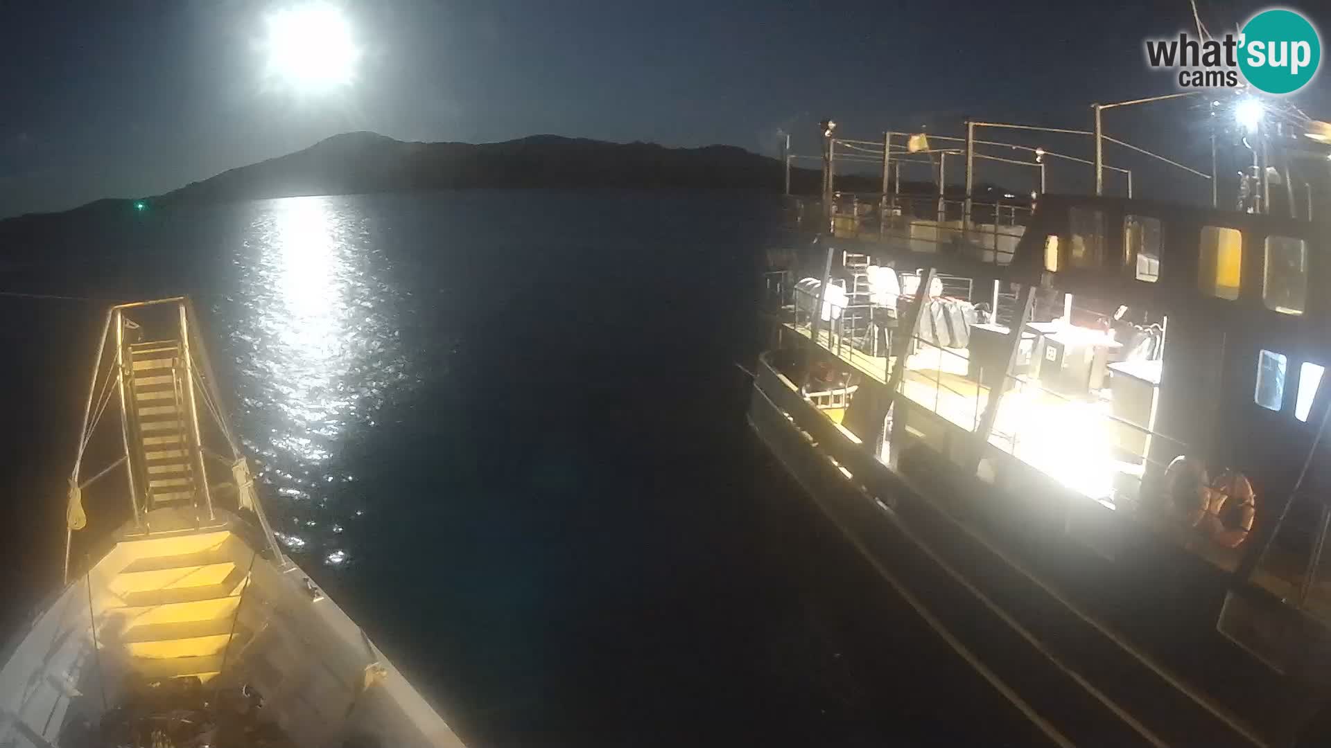 Le bateau Lo Squalo IV – webcam en direct arcipelago La Maddalena – Sardaigne – Italie
