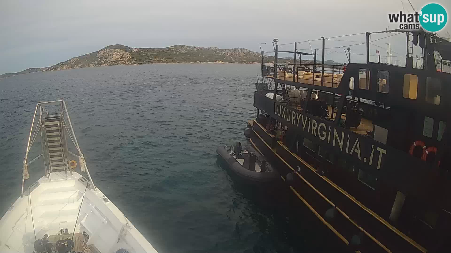 El barco Lo Squalo IV – webcam en directo archipiélago La Maddalena – Cerdeña – Italia