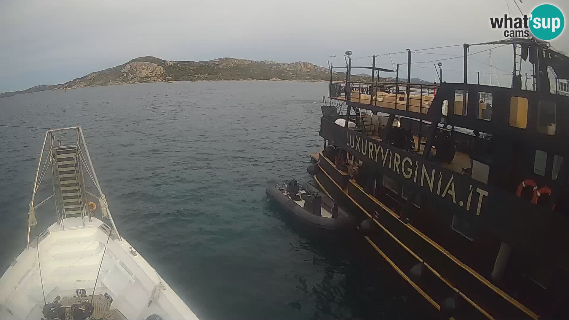 El barco Lo Squalo IV – webcam en directo archipiélago La Maddalena – Cerdeña – Italia