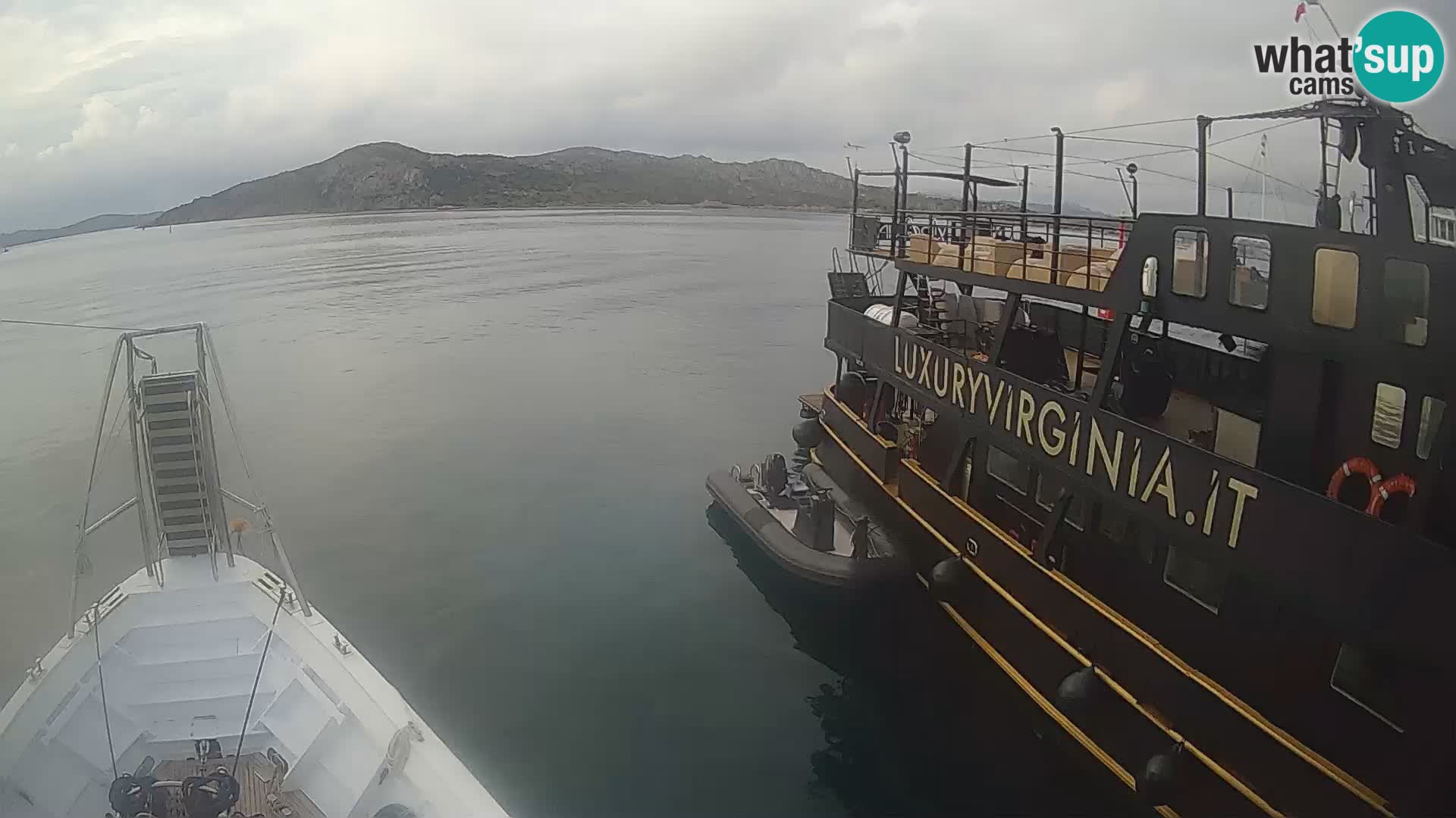 The boat Lo Squalo IV – live webcam arcipelago La Maddalena – Sardinia – Italy