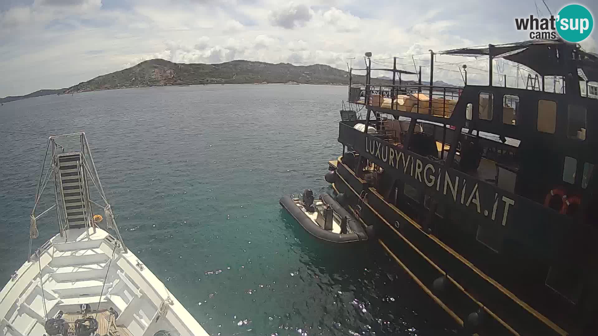 The boat Lo Squalo IV – live webcam arcipelago La Maddalena – Sardinia – Italy