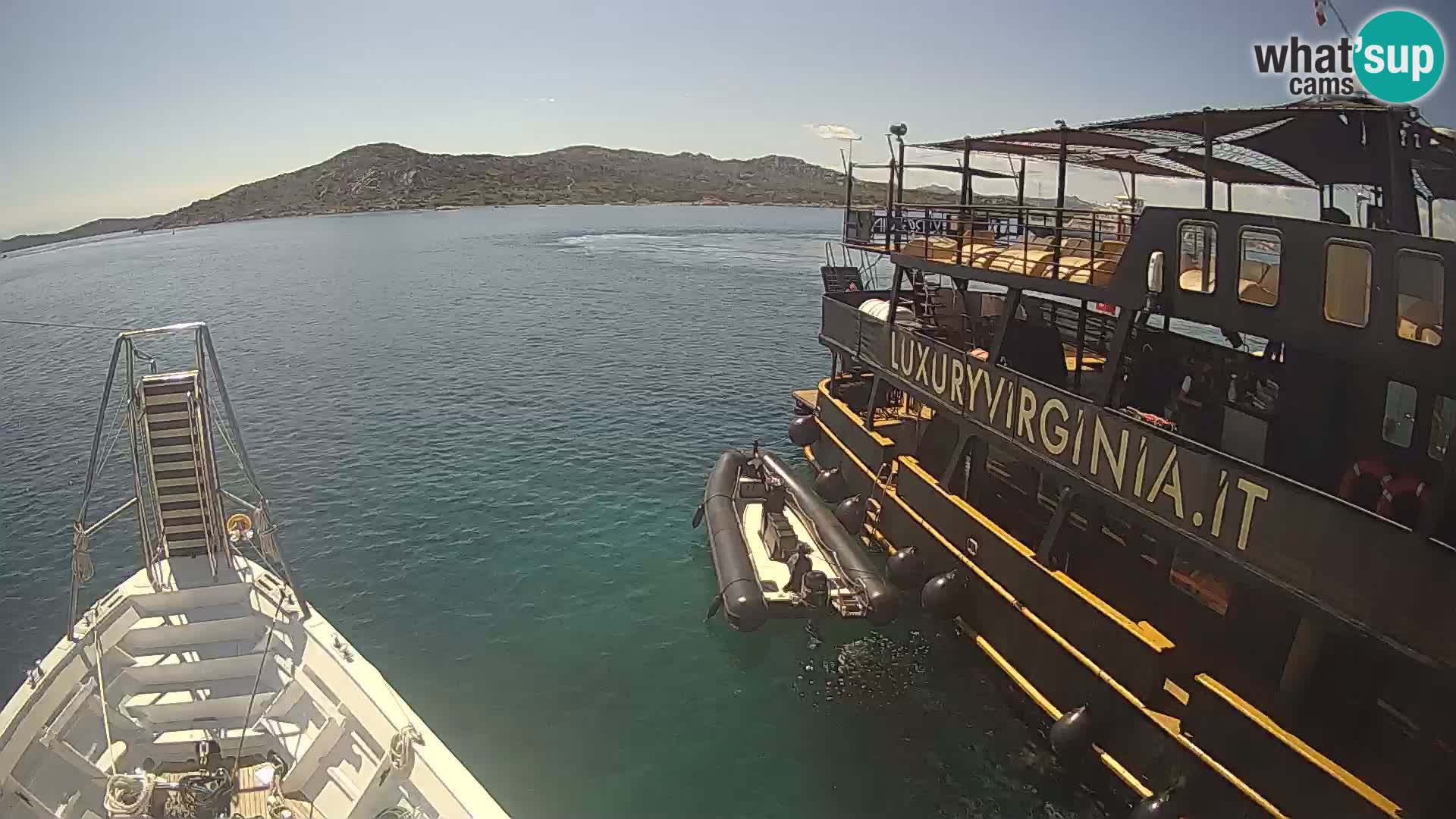 Brod Lo Squalo IV – arhipelag web kamere uživo La Maddalena – Sardinija – Italija