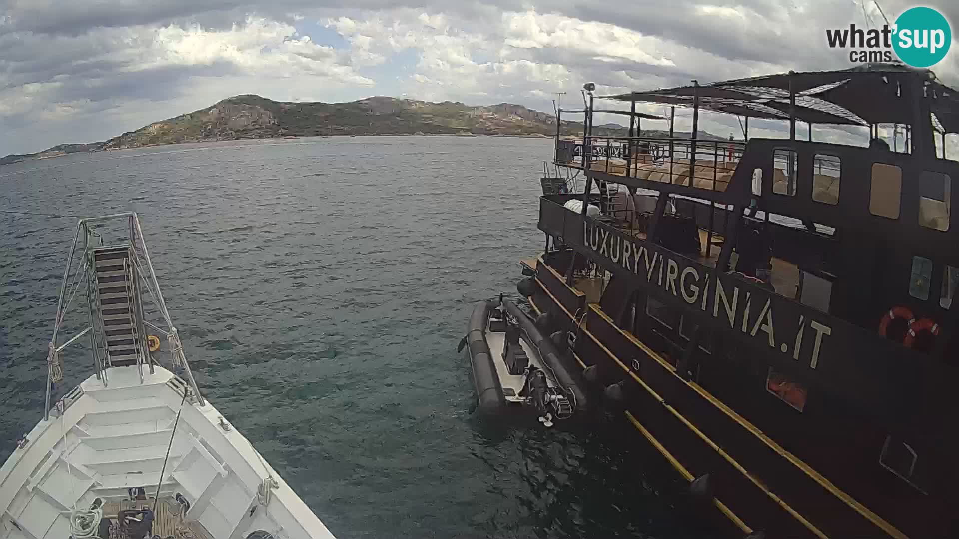 Le bateau Lo Squalo IV – webcam en direct arcipelago La Maddalena – Sardaigne – Italie