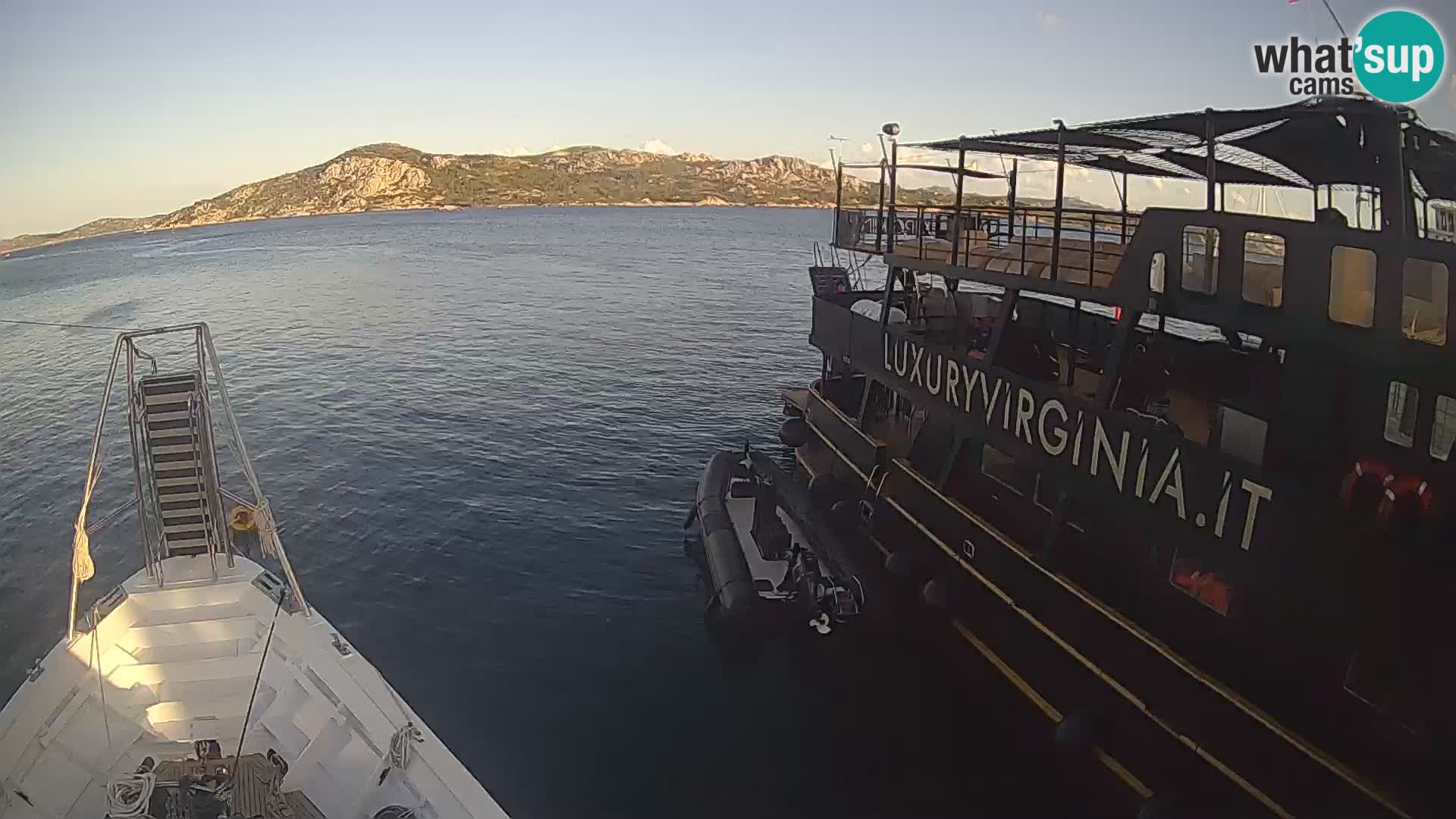 The boat Lo Squalo IV – live webcam arcipelago La Maddalena – Sardinia – Italy