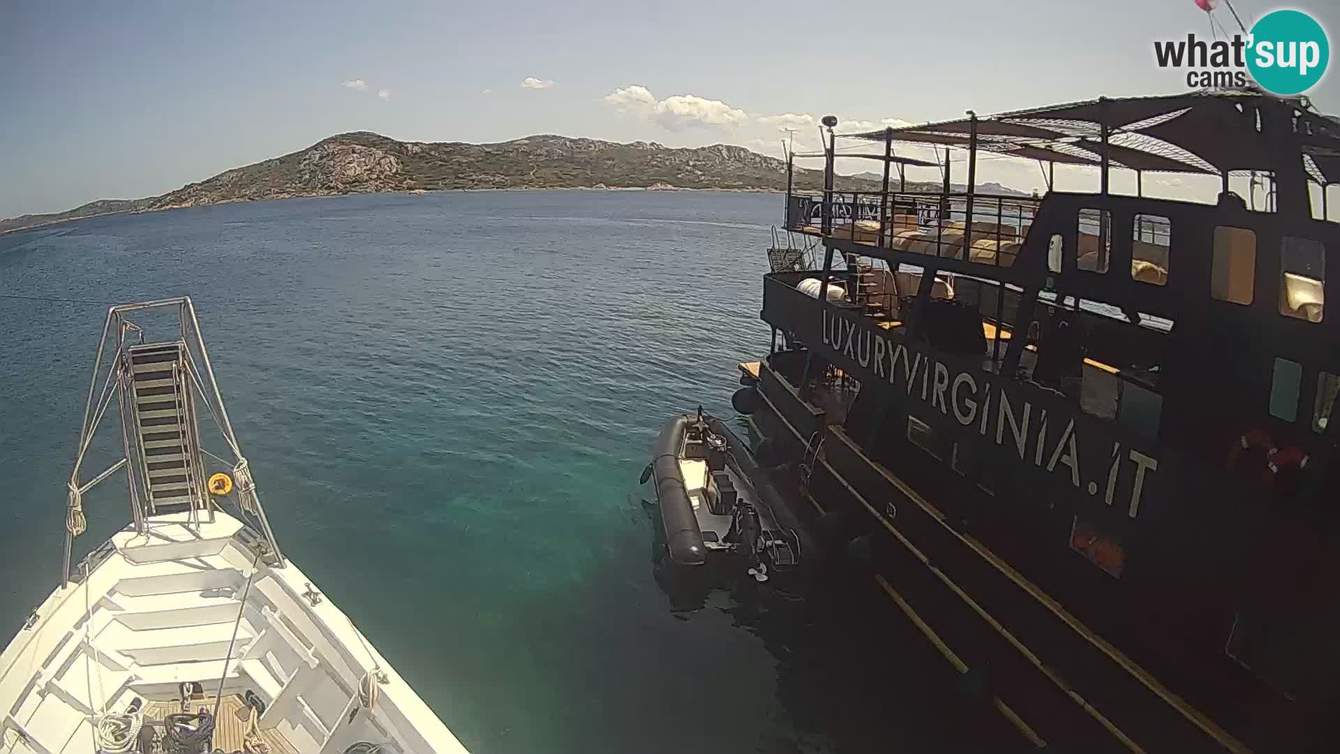 The boat Lo Squalo IV – live webcam arcipelago La Maddalena – Sardinia – Italy