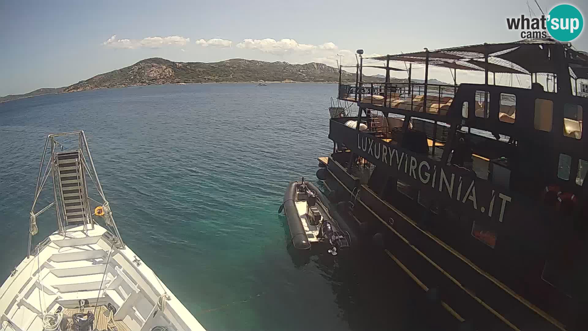 The boat Lo Squalo IV – live webcam arcipelago La Maddalena – Sardinia – Italy