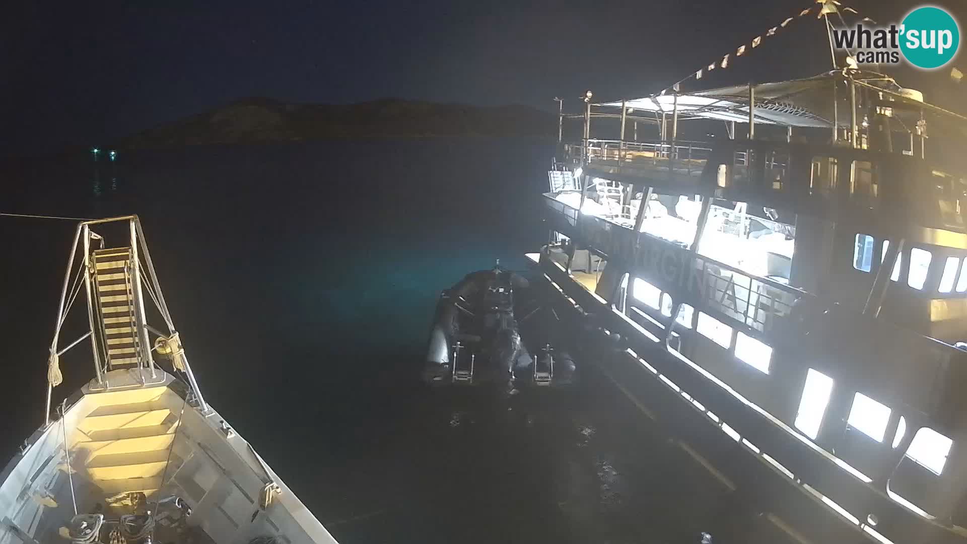 Le bateau Lo Squalo IV – webcam en direct arcipelago La Maddalena – Sardaigne – Italie